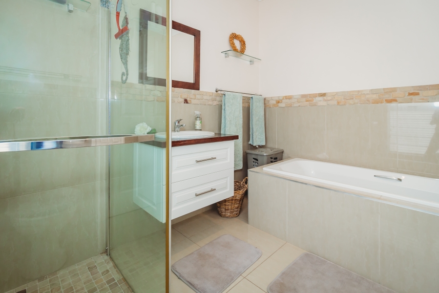 3 Bedroom Property for Sale in Dormehls Drift Western Cape